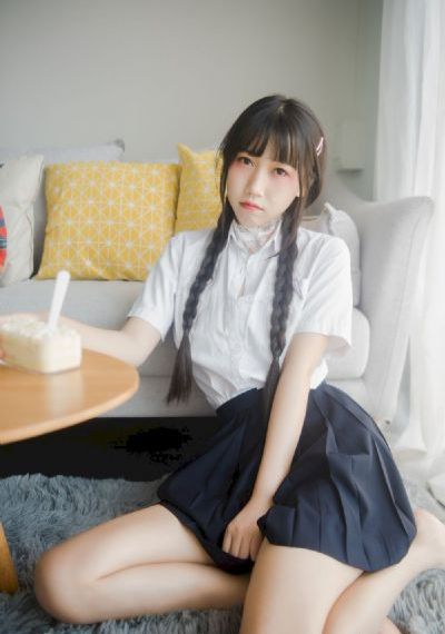 女博士穿越短剧免费视频_720在线视频播放